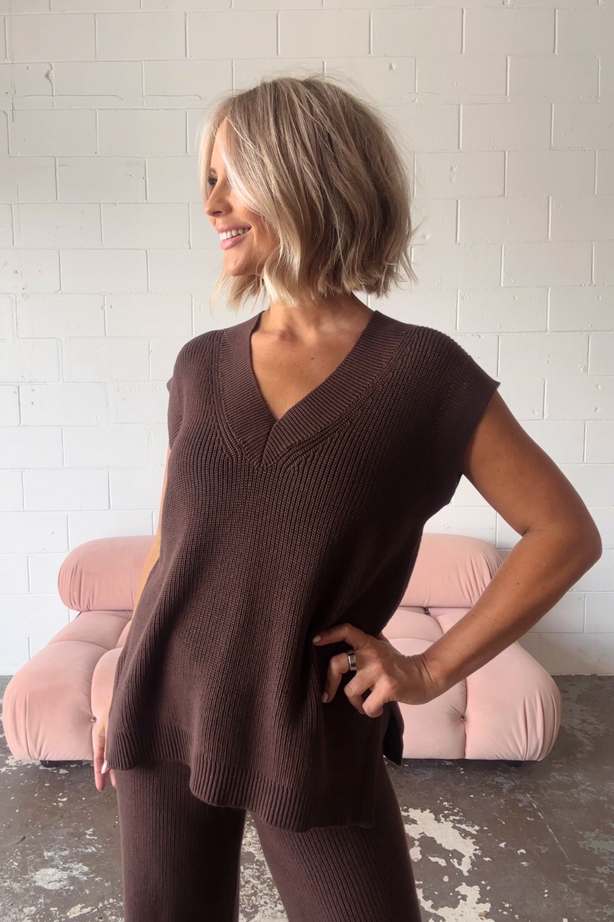 DANICA KNIT VEST - CHOCOLATE