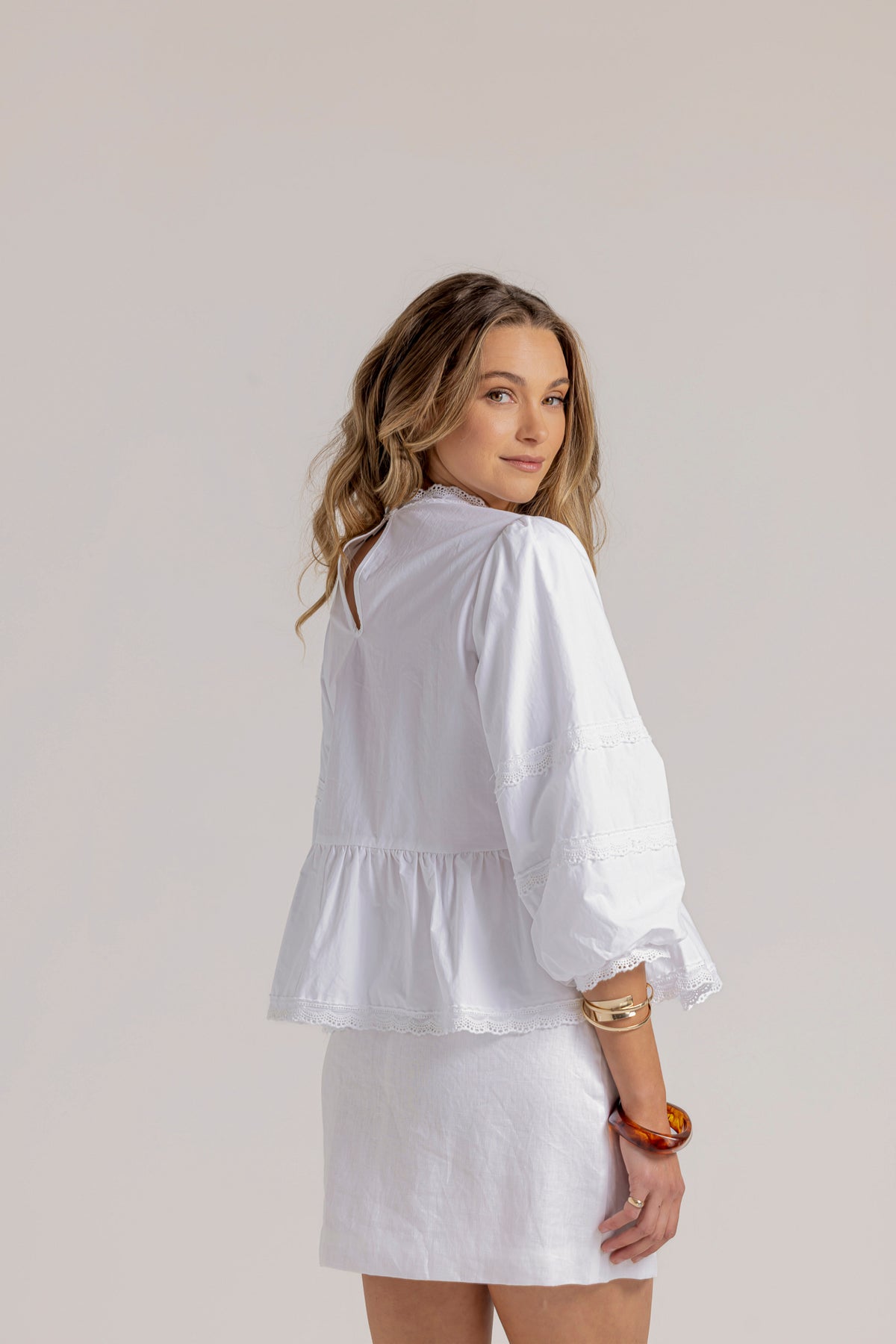 EVIE MINI SKIRT - WHITE