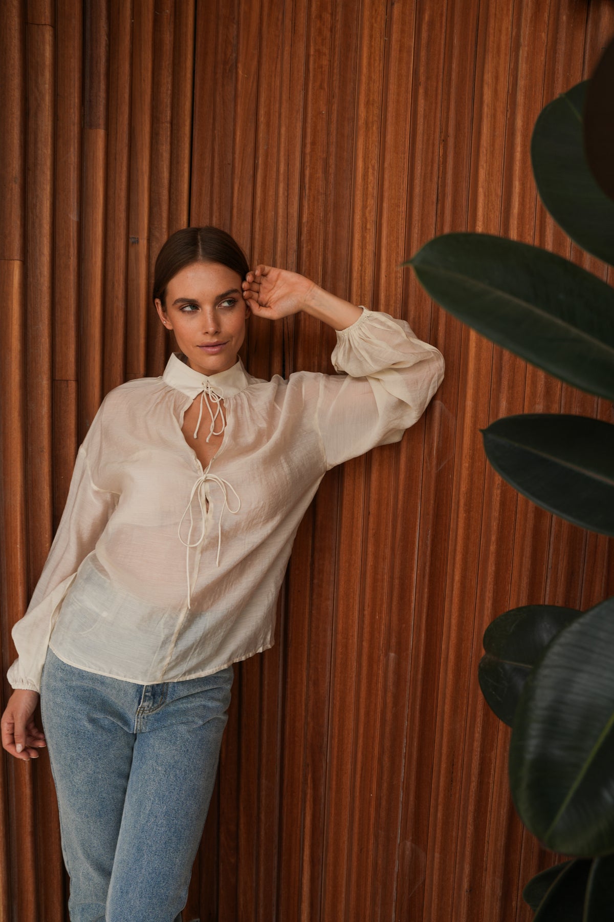 SCARLET BLOUSE - BEIGE