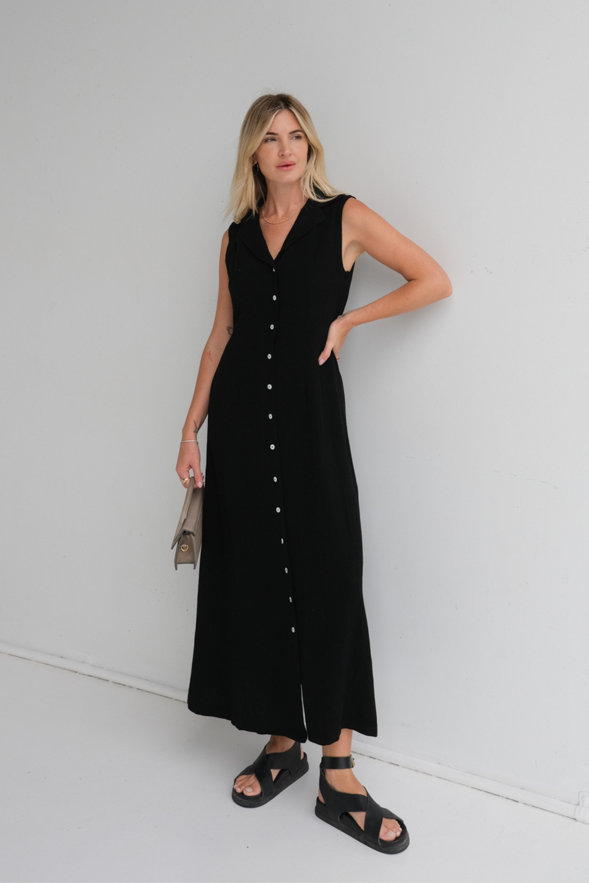 NORAH MIDI DRESS - BLACK