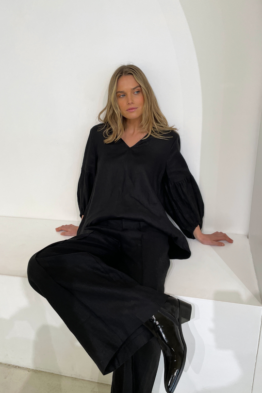 HALLIE BLOUSE - BLACK