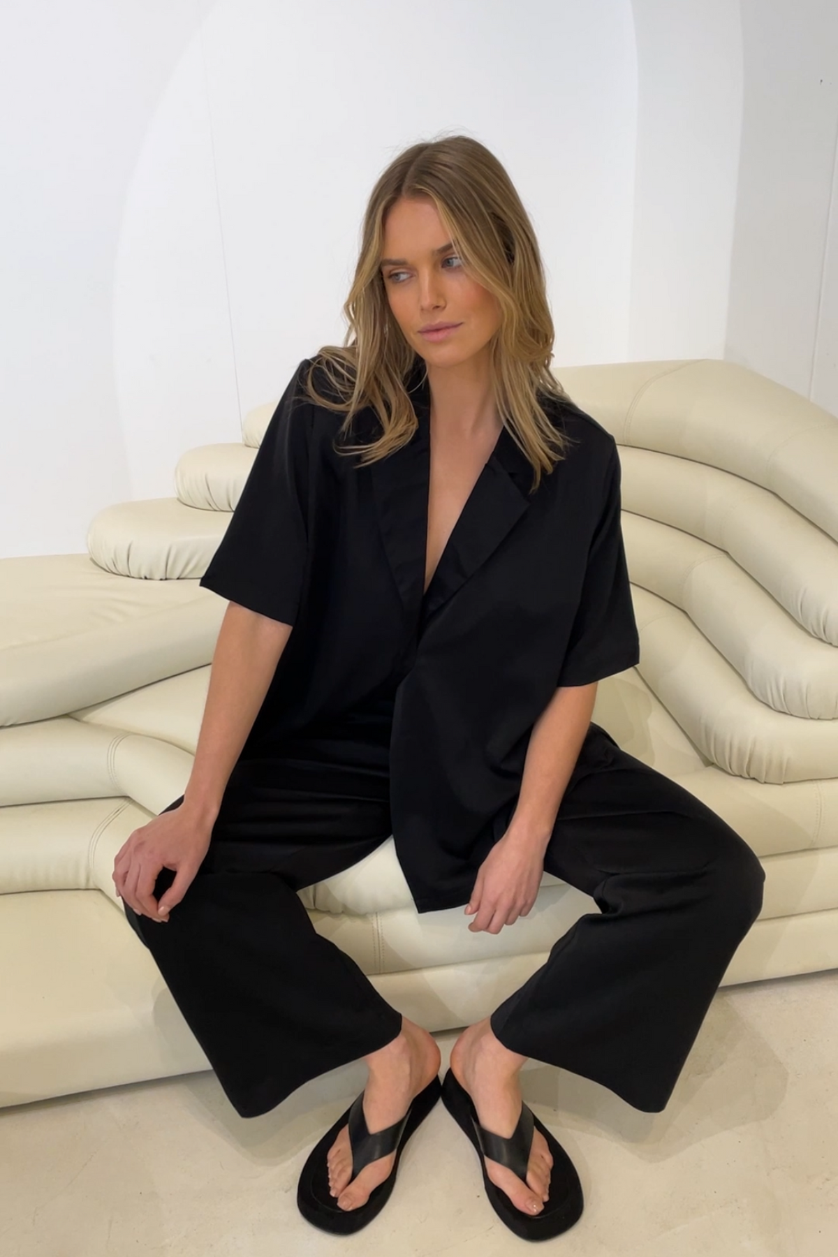 TAMMY SHIRT - BLACK