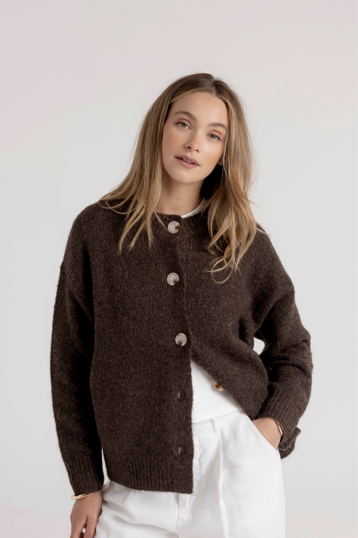 EASTON CARDIGAN - CHOCOLATE