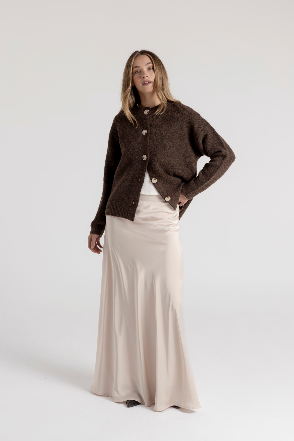 ROMI SATIN SKIRT - CHAMPAGNE