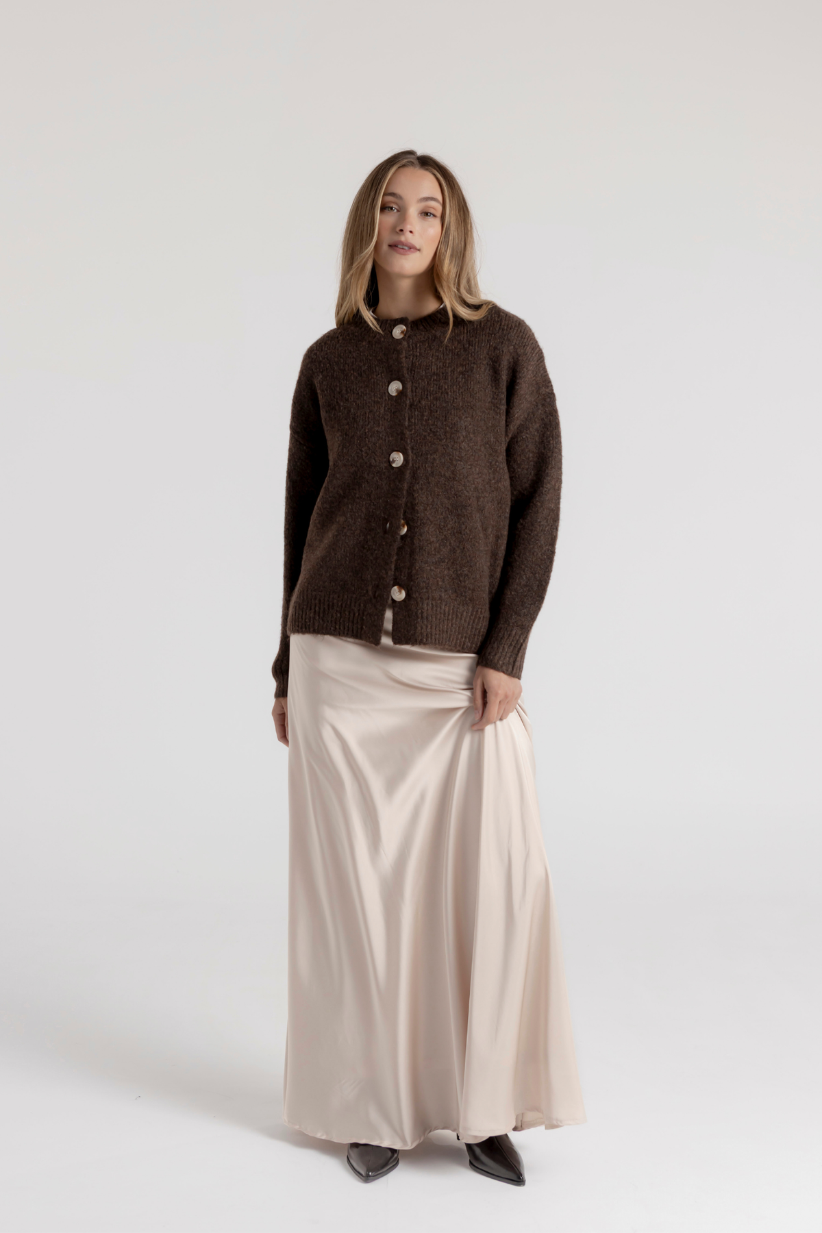 ROMI SATIN SKIRT - CHAMPAGNE
