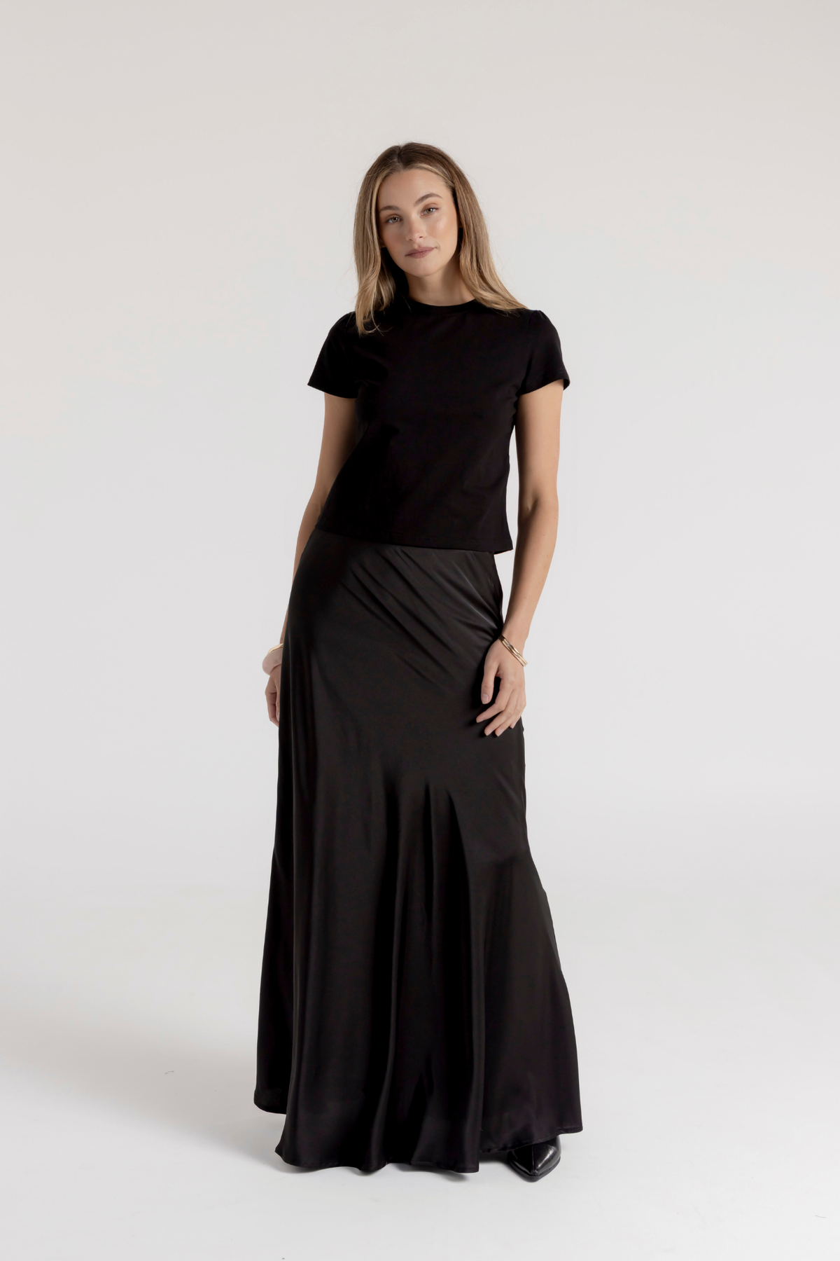 ROMI SATIN SKIRT - BLACK