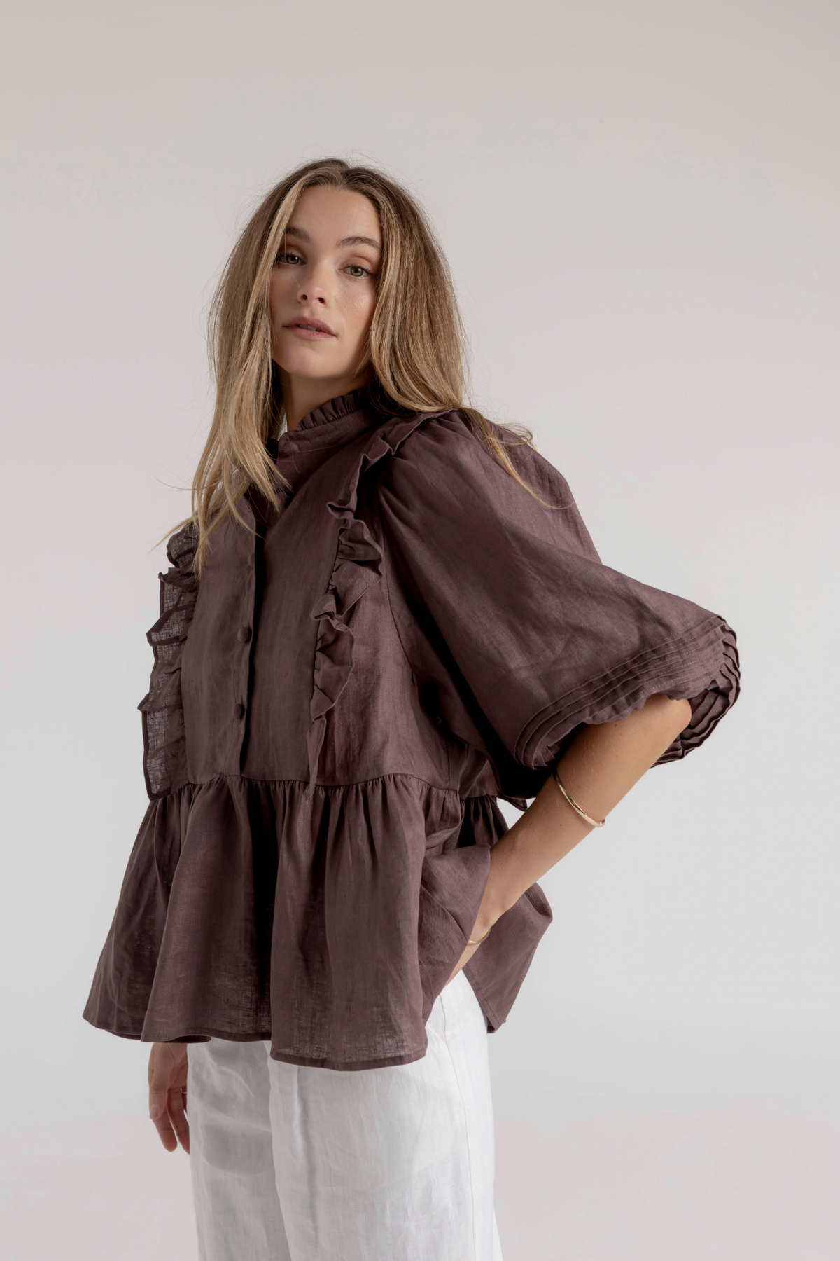 HOLLIE BLOUSE - MOCHA