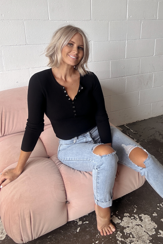 CASSIE LONG SLEEVE TOP - BLACK