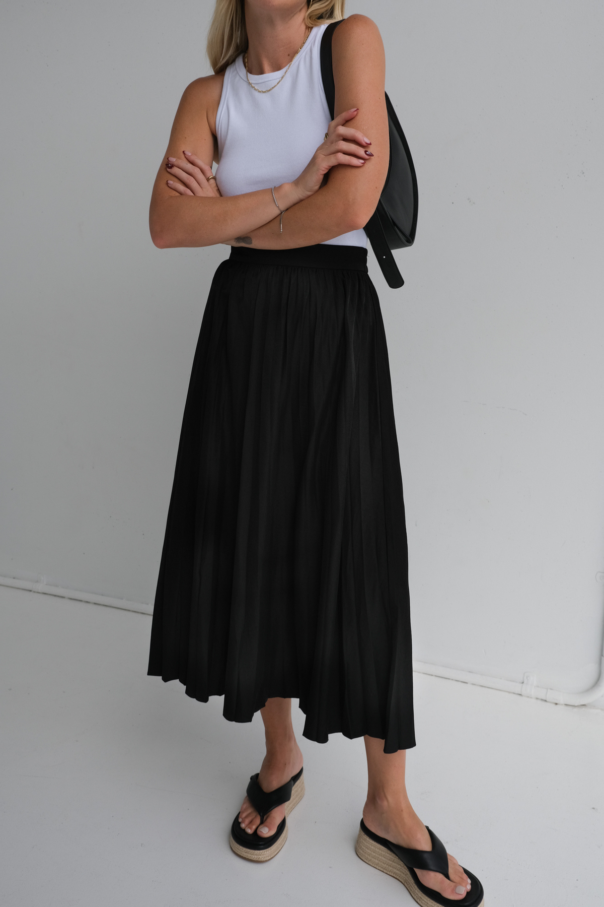 MARISA MIDI SKIRT - BLACK