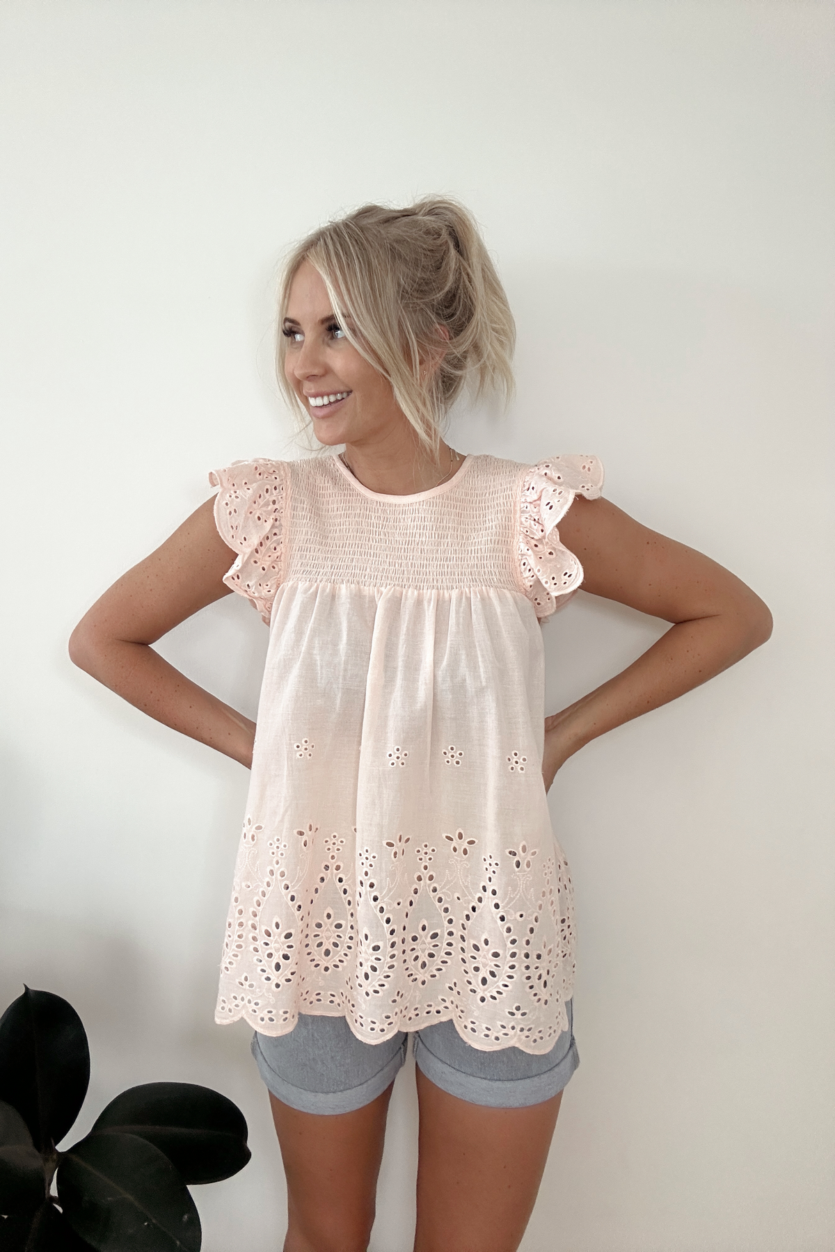 CHLOE LACE FRILL TOP- PINK