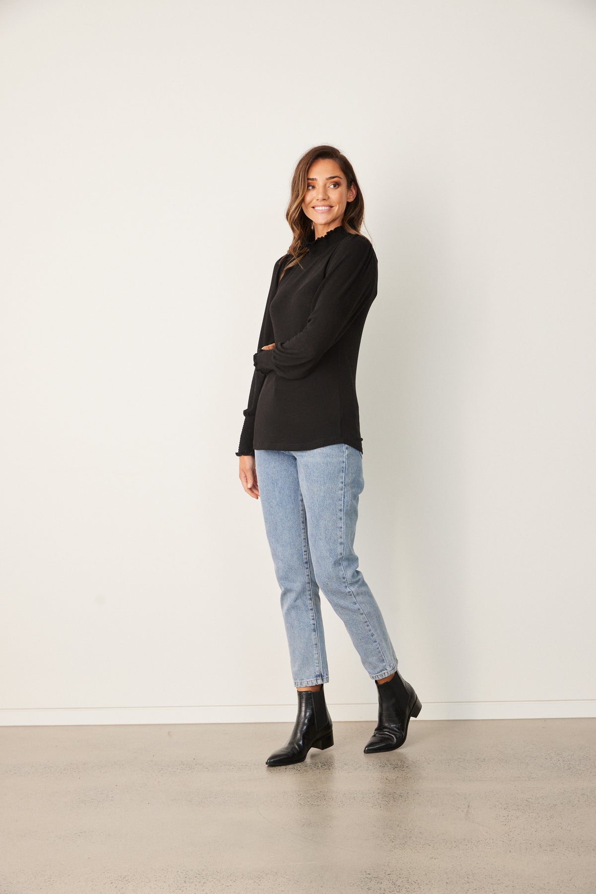 IRIS LONG SLEEVE BLOUSE- BLACK