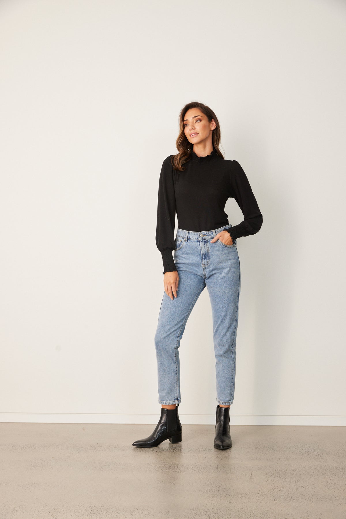 IRIS LONG SLEEVE BLOUSE- BLACK