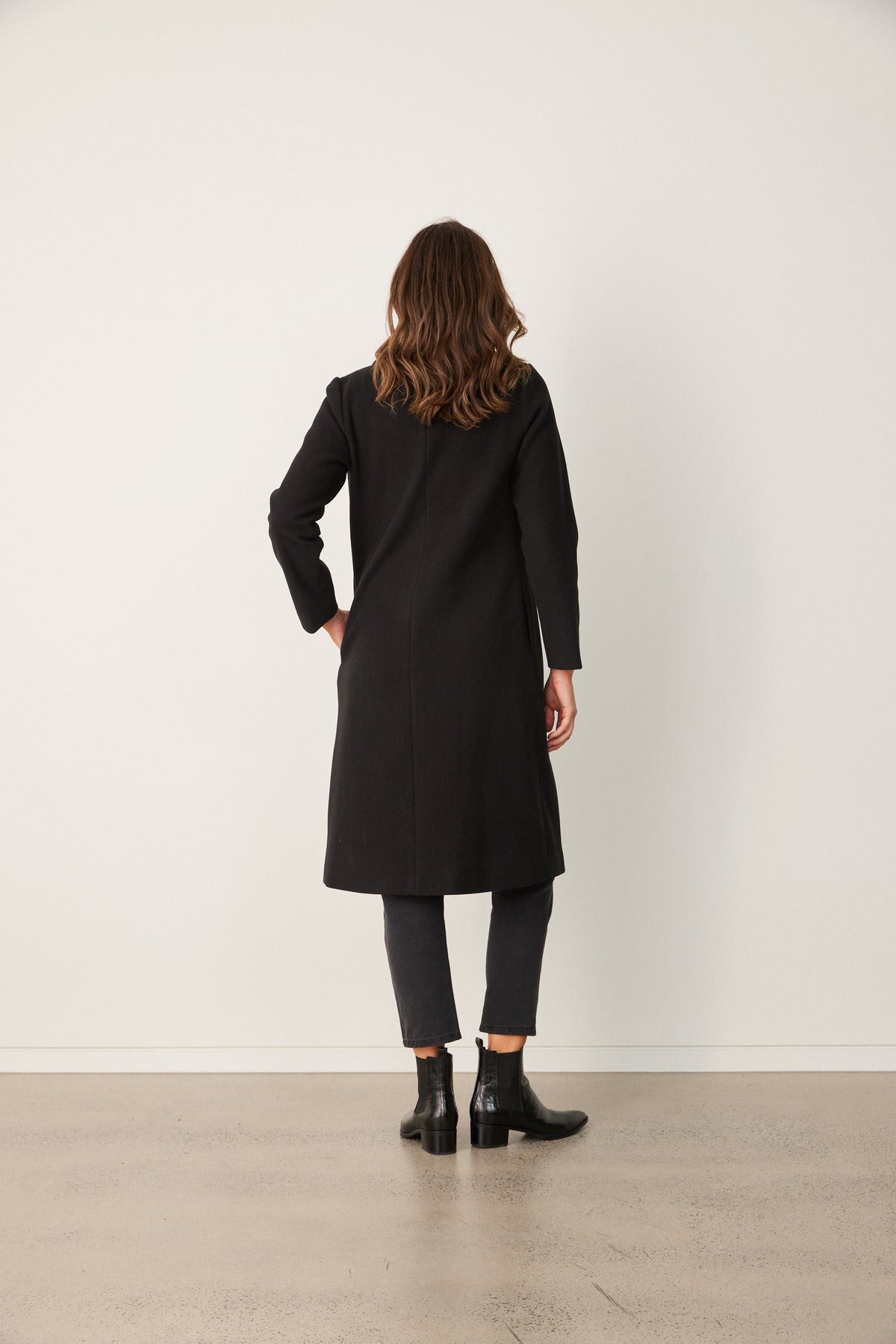 NOVA LONGLINE COAT- BLACK