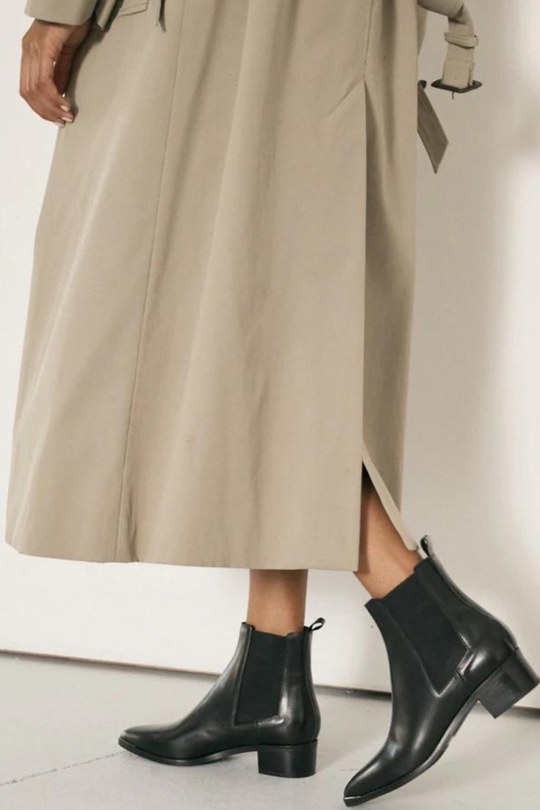 CARINA - NERO SMOOTH