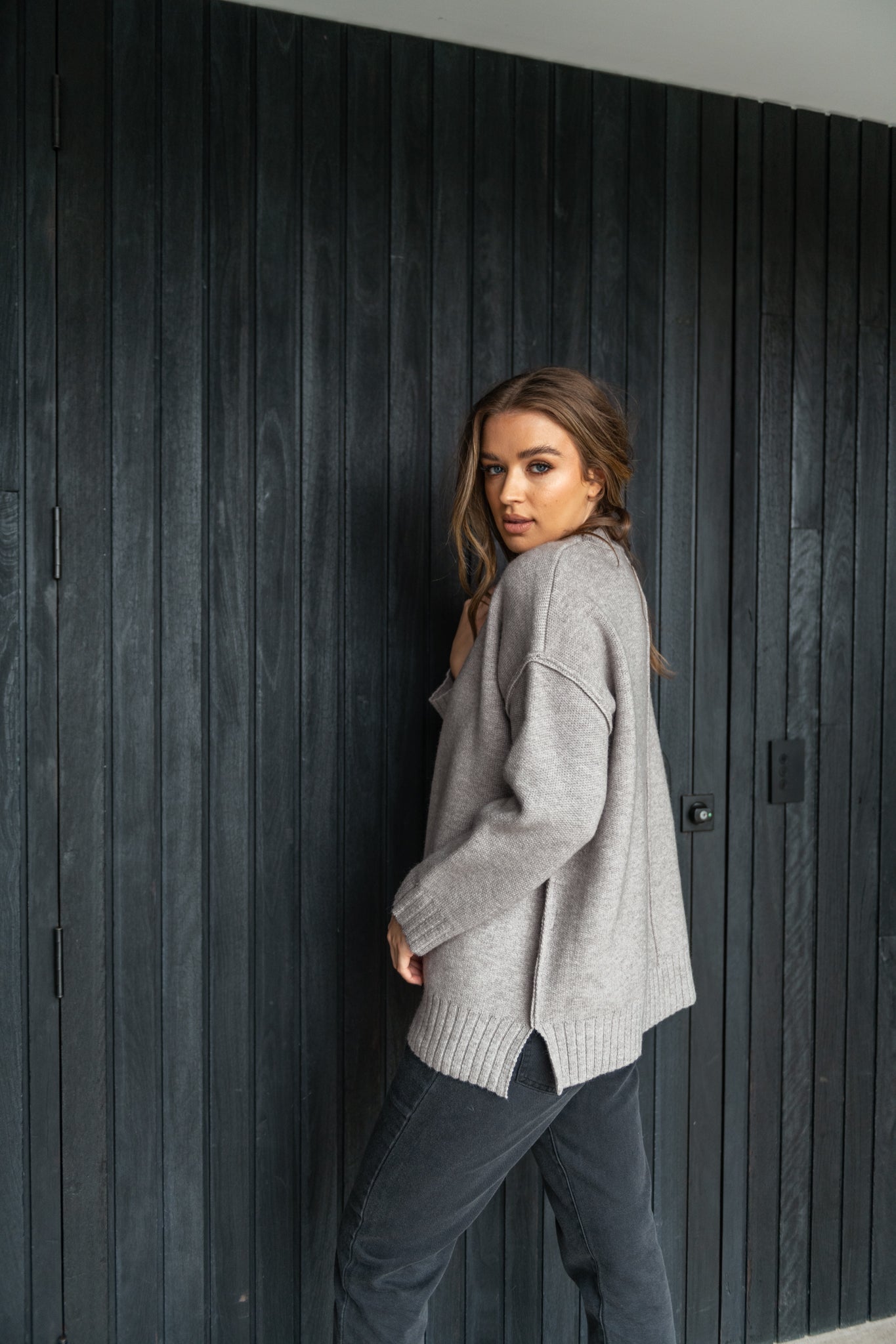 Gray jumper clearance outfit