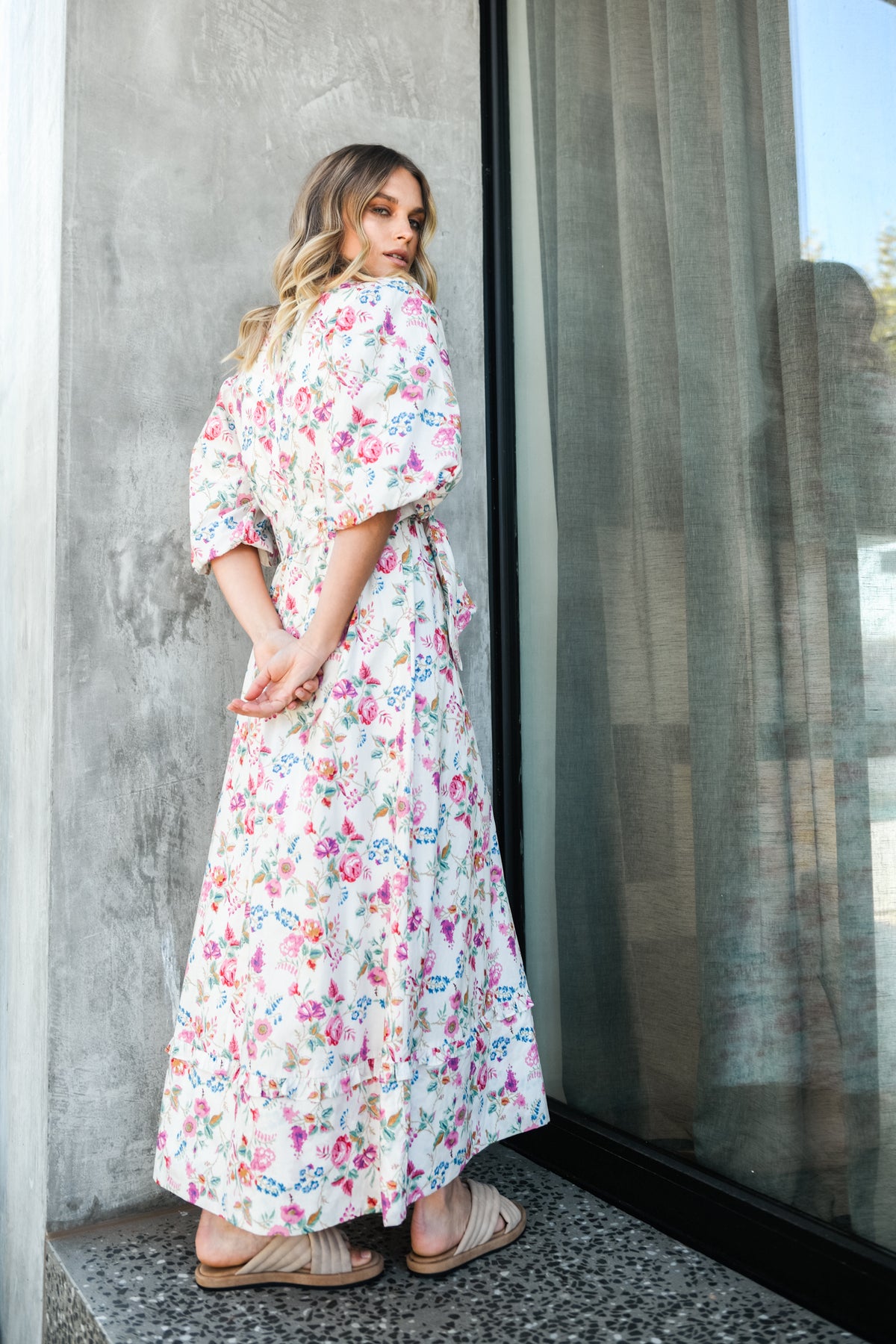TILLY MAXI DRESS - WHITE FLORAL